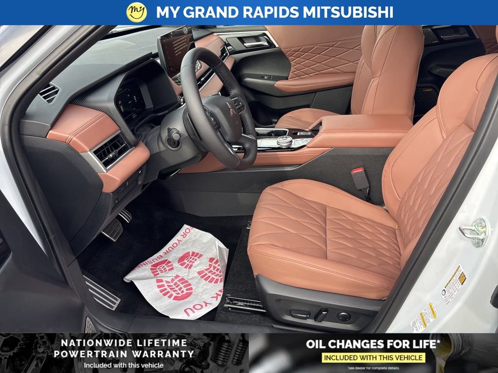 New 2026 Mitsubishi Outlander SEL AWD/4WD image 9