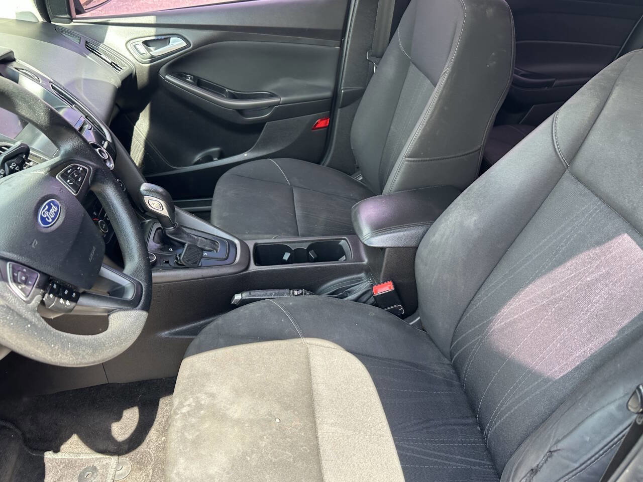 Used 2017 Ford Focus SEL FWD image 12