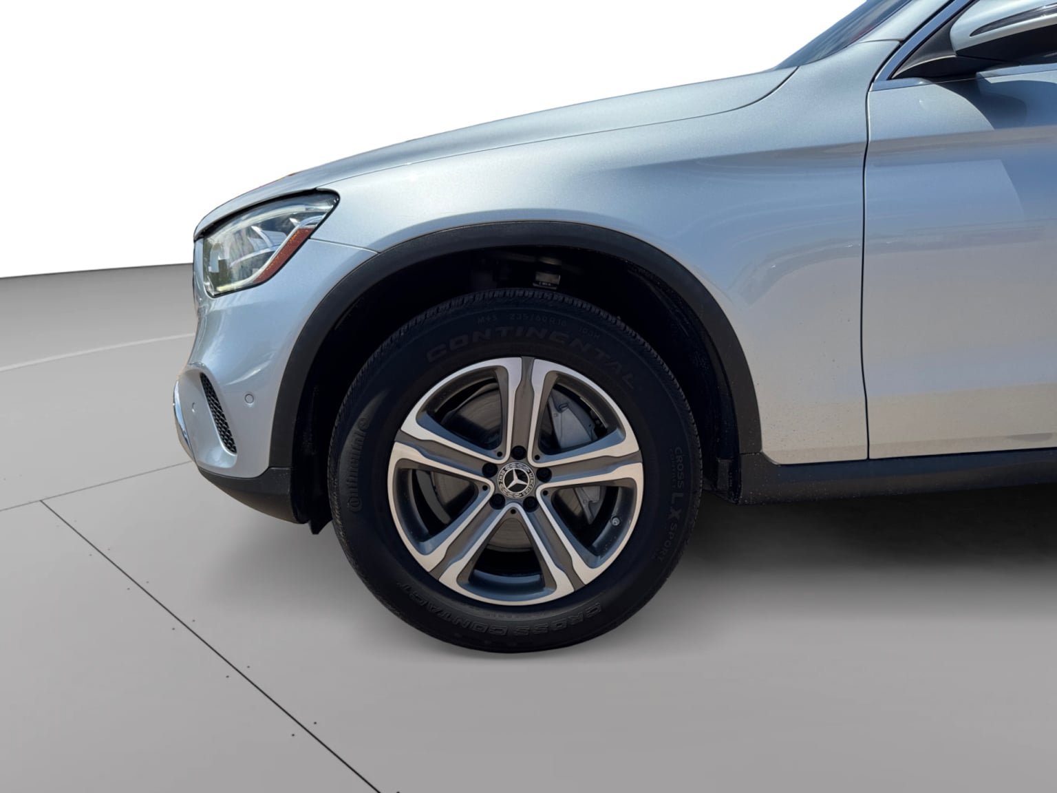 Used 2021 Mercedes-Benz GLC 300 4MATIC w/ Premium Package image 9