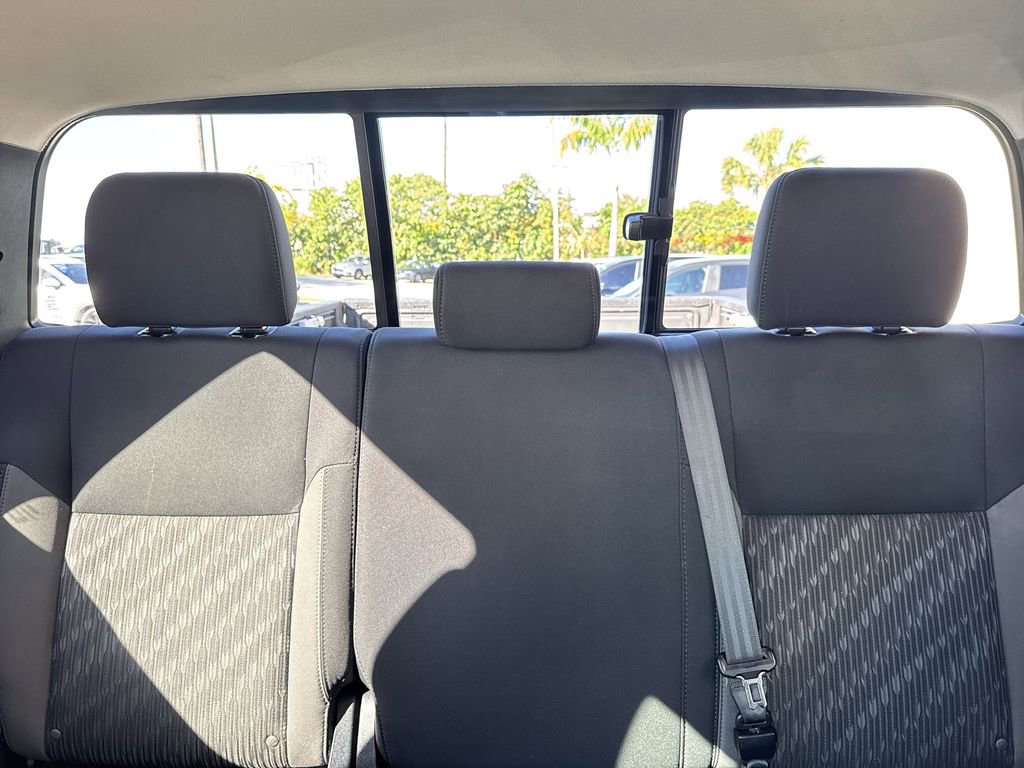 Used 2019 Toyota Tundra SR5 w/ SR5 Upgrade Package image 18