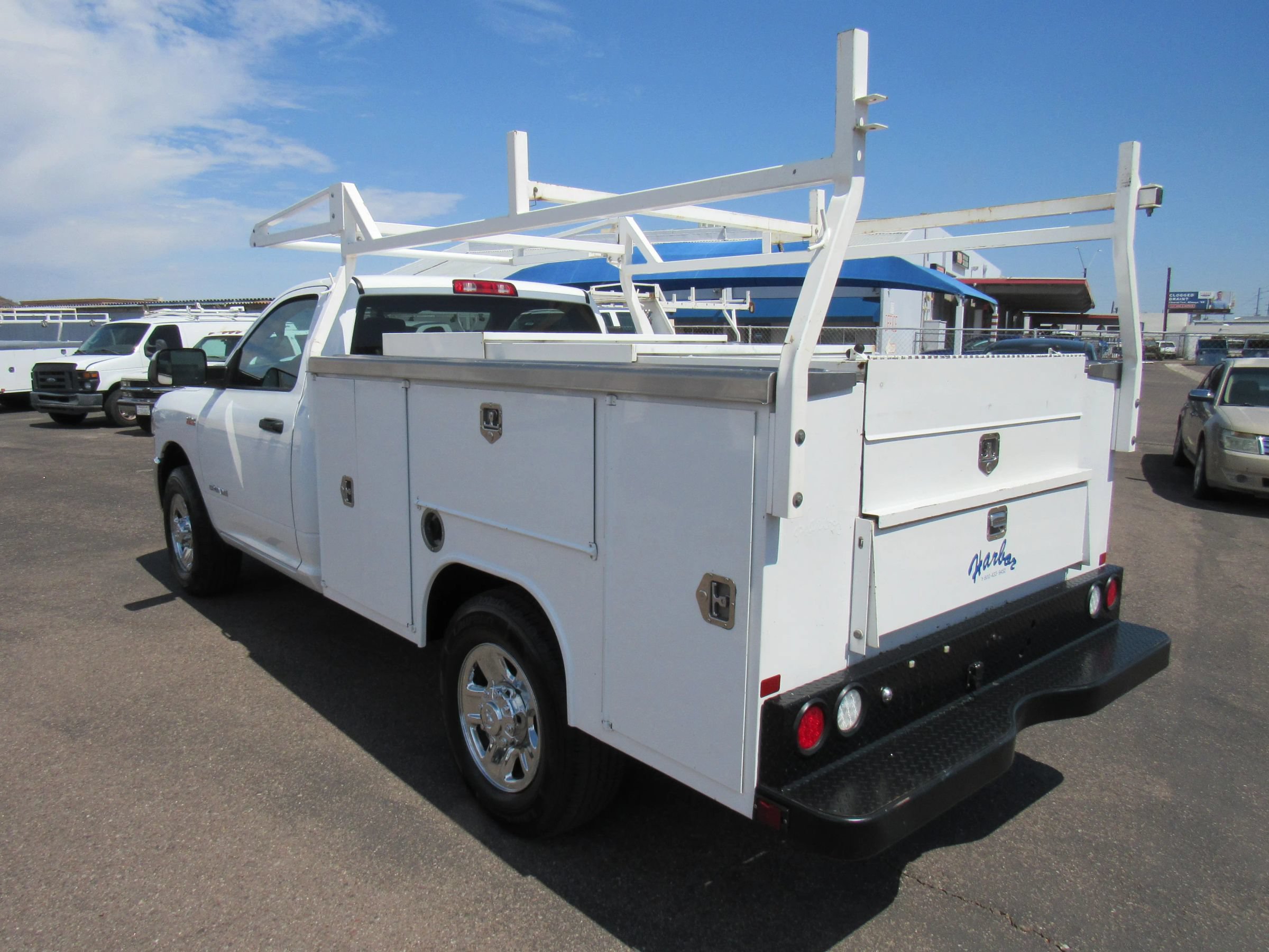 Used 2020 RAM 2500 Tradesman w/ Chrome Appearance Group RWD image 8