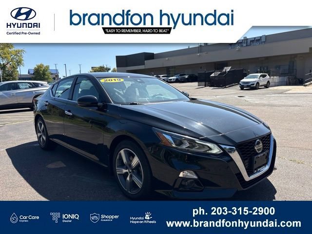 Used 2019 Nissan Altima 2.5 SV FWD image 1