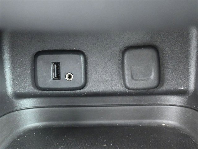 Used 2018 Chevrolet Equinox LT image 24