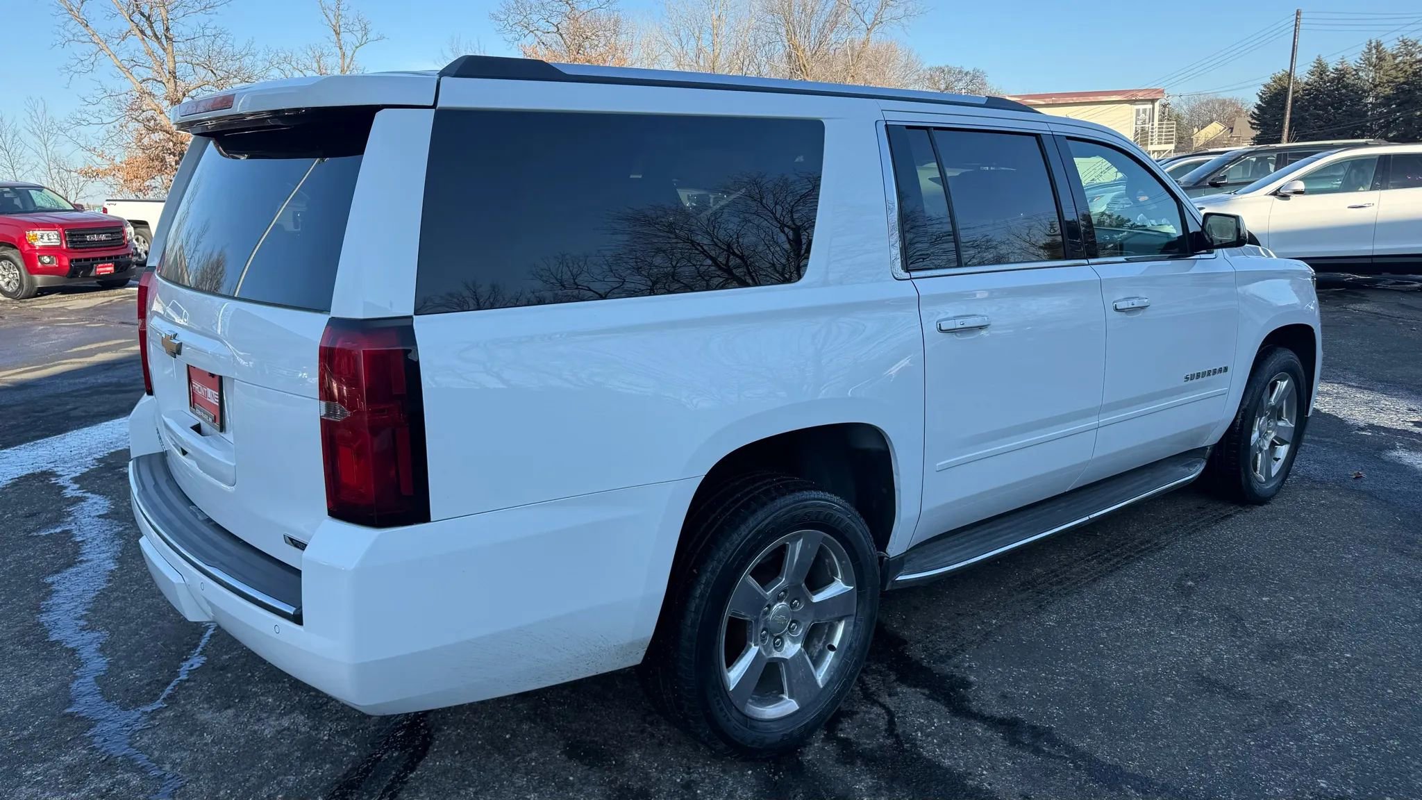 Used 2017 Chevrolet Suburban Premier AWD/4WD image 8