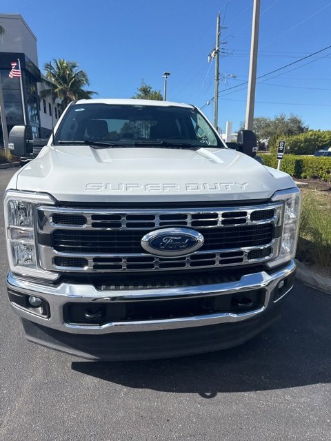 Used 2025 Ford F250 XLT image 2