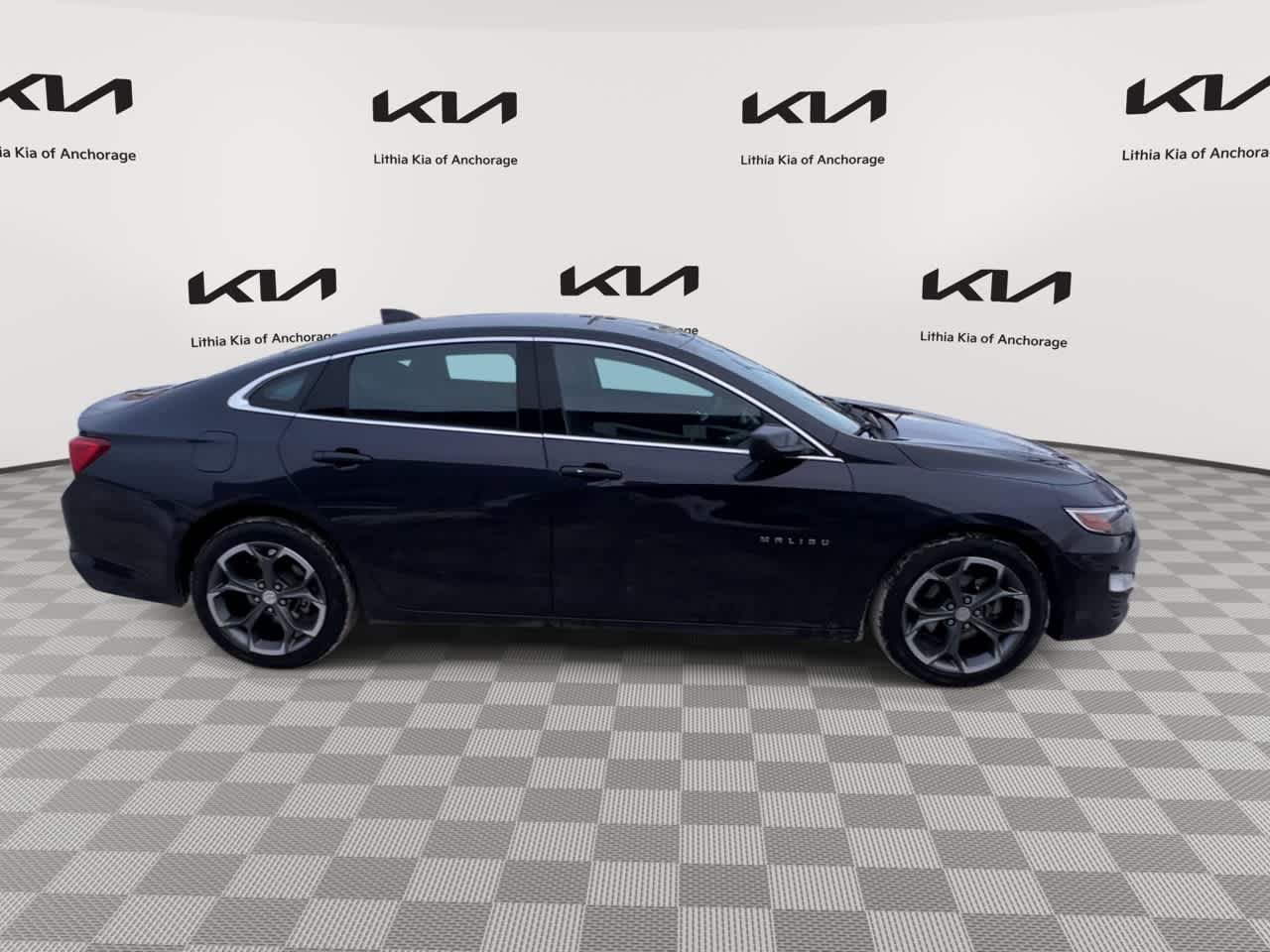 Used 2023 Chevrolet Malibu LT FWD image 9