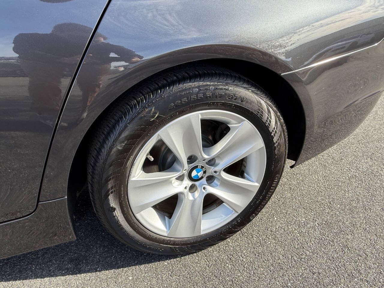 Used 2013 BMW 528i xDrive Sedan AWD/4WD image 8