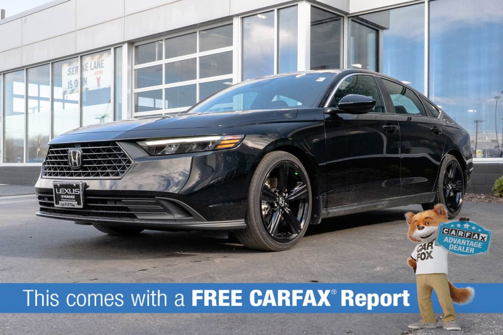 Used 2025 Honda Accord Sport image 3