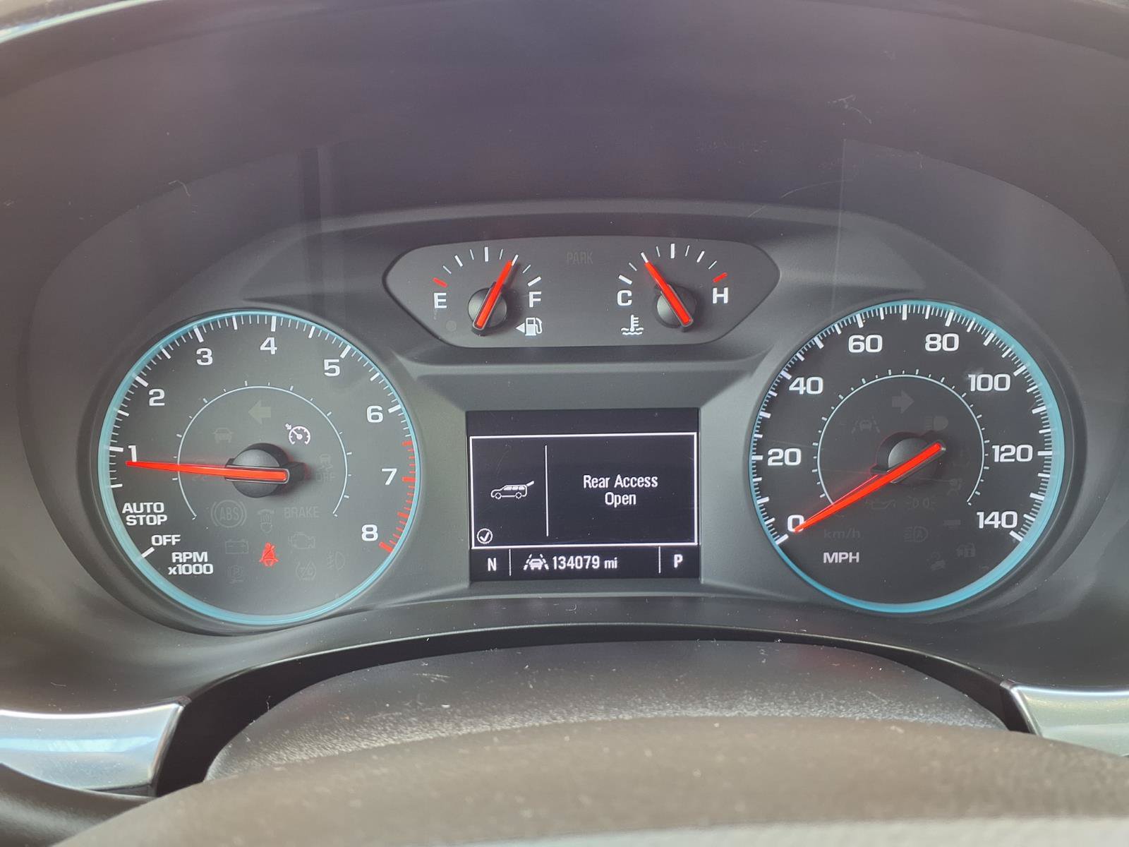 Used 2023 Chevrolet Traverse LT FWD image 16