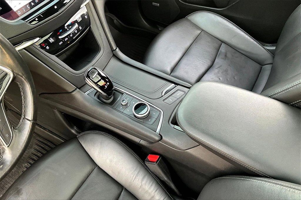 Used 2021 Cadillac XT5 Premium Luxury image 15