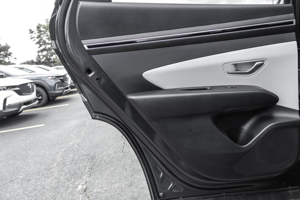 Used 2023 Hyundai Tucson SEL w/ Winter Package AWD/4WD image 27