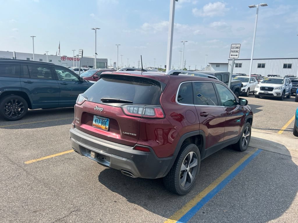 Used 2019 Jeep Cherokee Limited w/ Technology Group AWD/4WD image 7