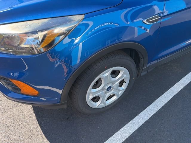 Used 2019 Ford Escape S image 4