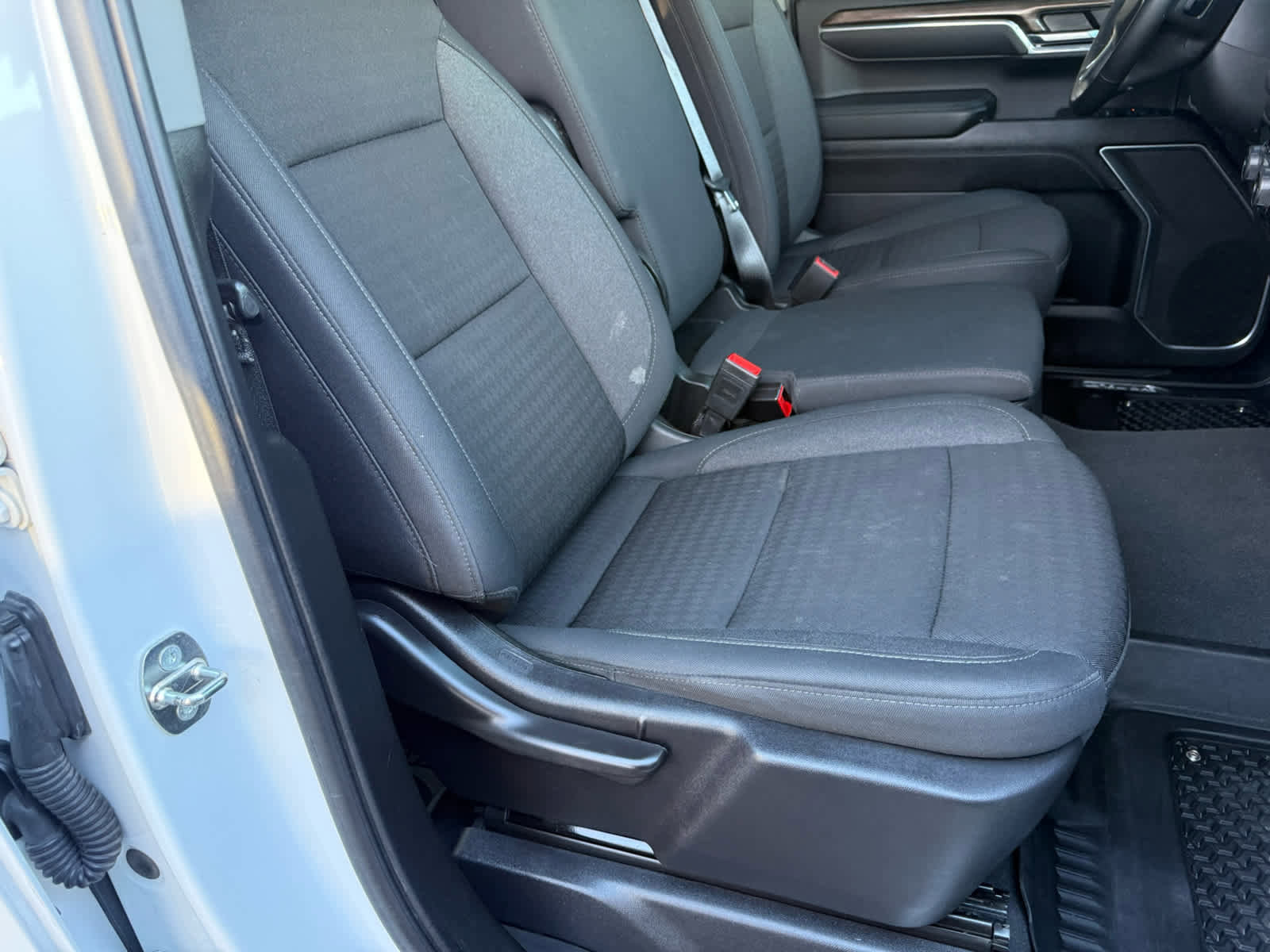 Used 2024 Chevrolet Silverado 1500 RST w/ Protection Package image 7