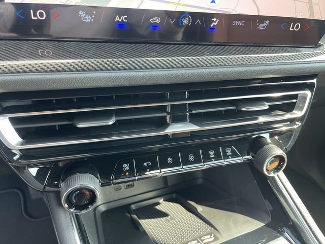 New 2027 Chevrolet Traverse Z71 w/ Enhanced Driving Package AWD/4WD image 19