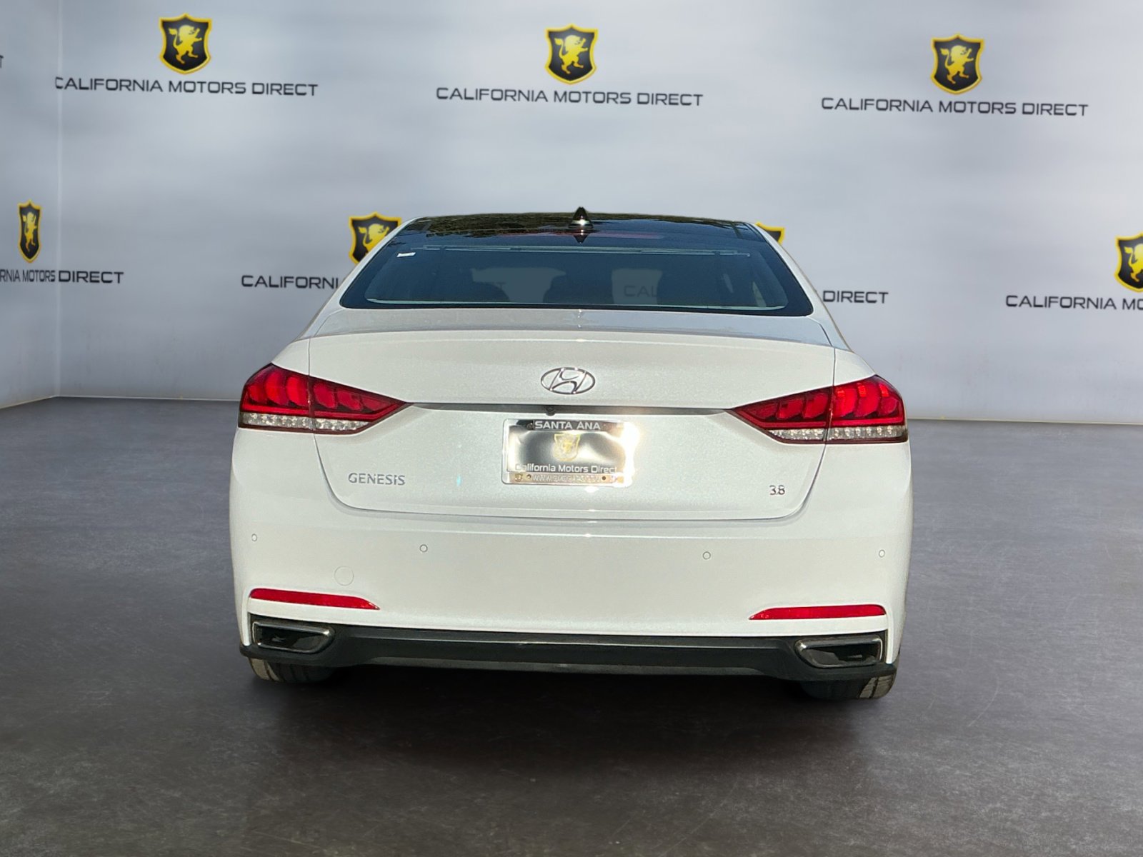 Used 2015 Hyundai Genesis 3.8 w/ Option Group 03 image 6