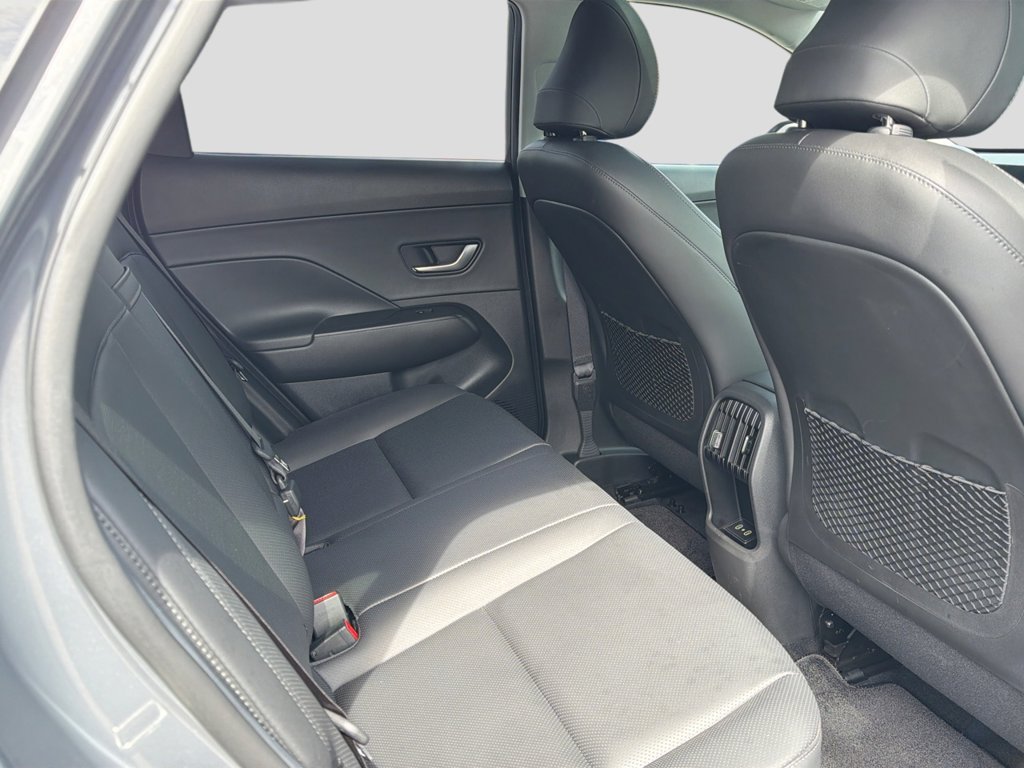 Certified 2025 Hyundai Kona Limited FWD image 27