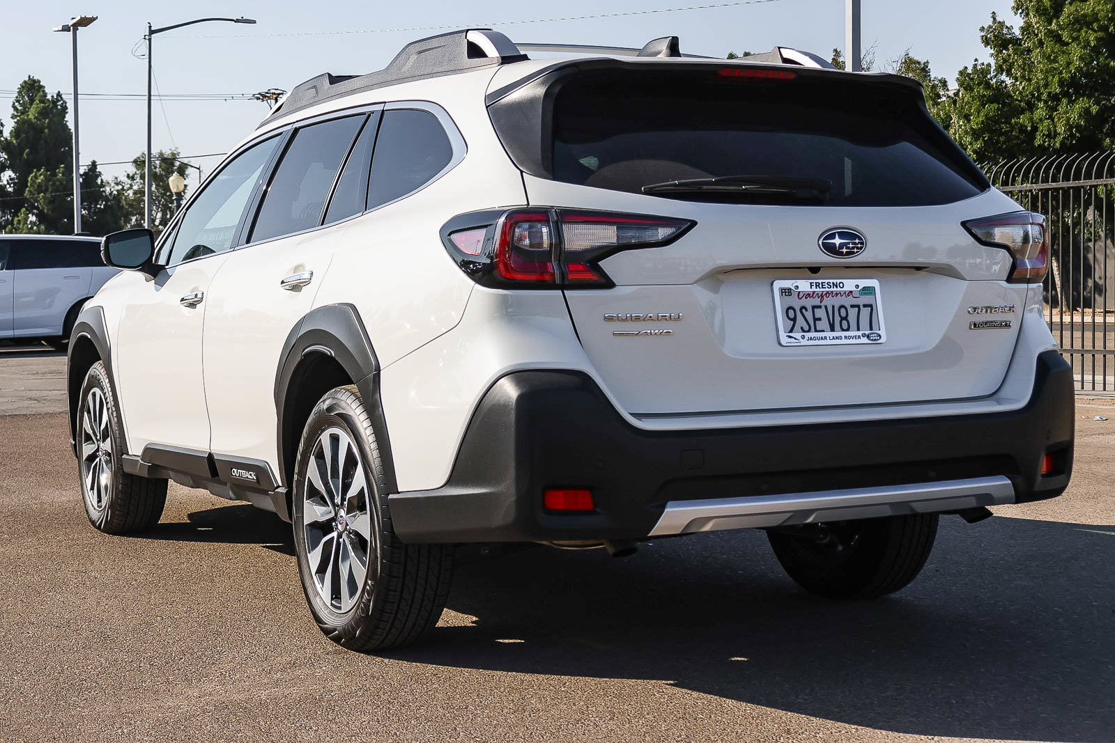 Used 2025 Subaru Outback Touring XT AWD/4WD image 7