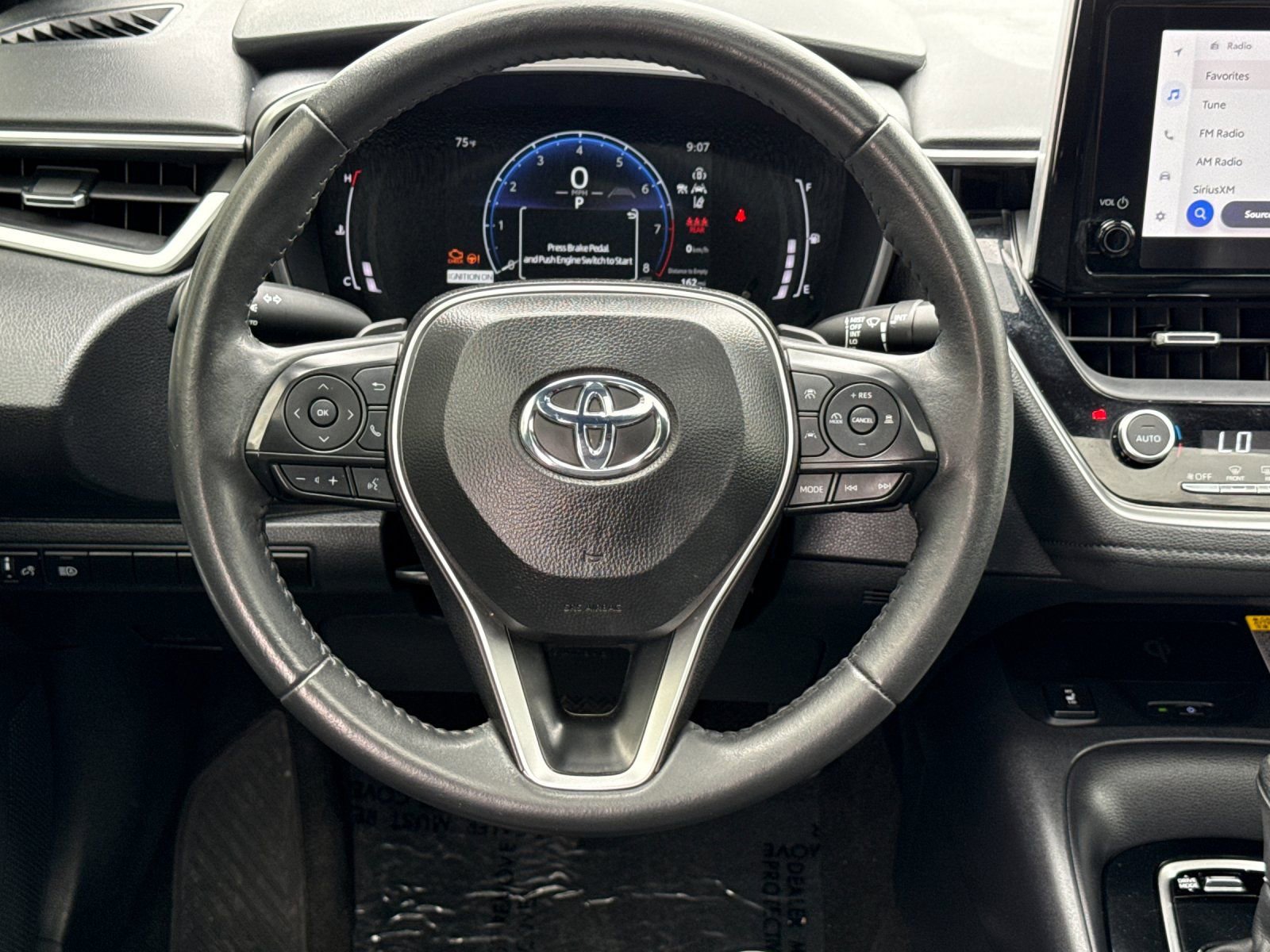 Used 2024 Toyota Corolla XSE FWD image 13