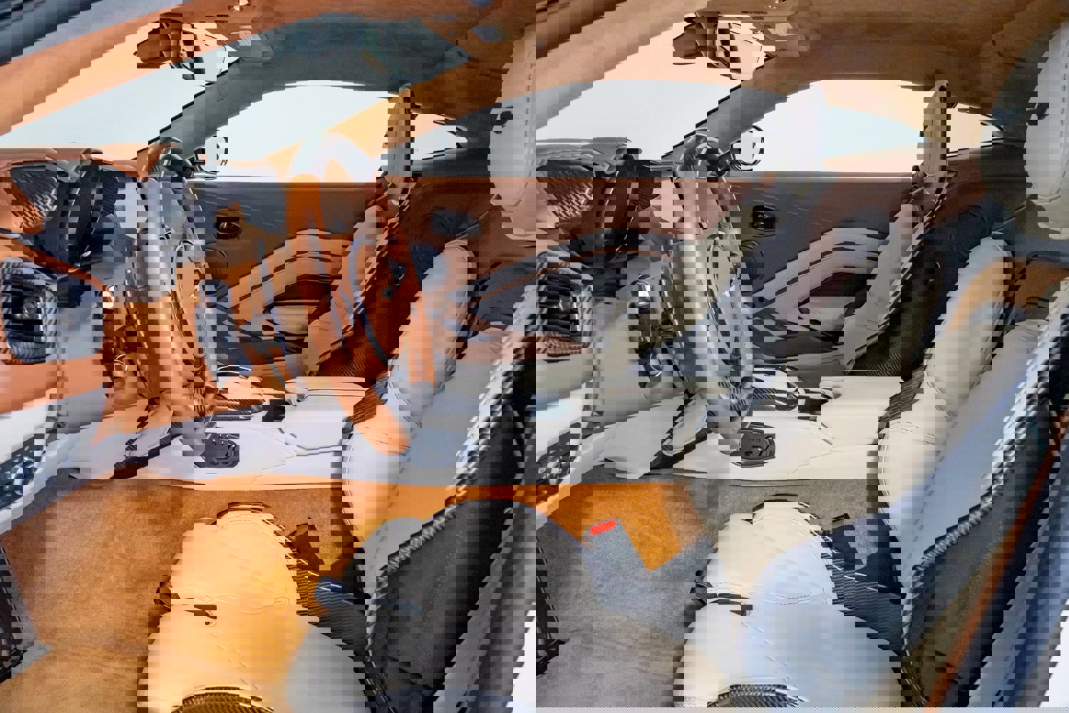 Used 2023 Aston Martin V12 Vantage image 17