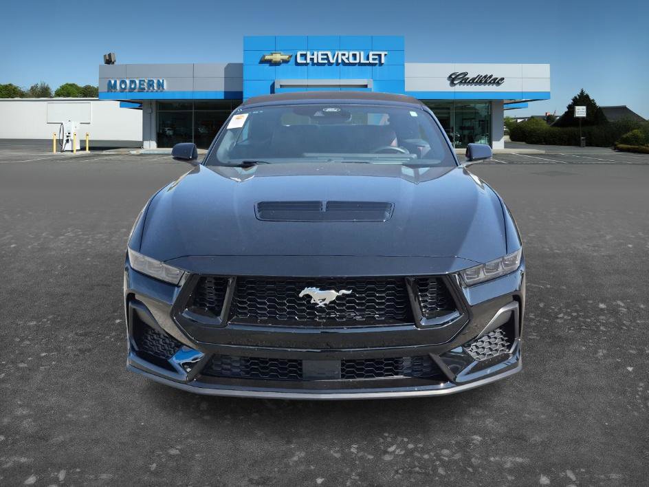 Used 2025 Ford Mustang GT Premium RWD image 8