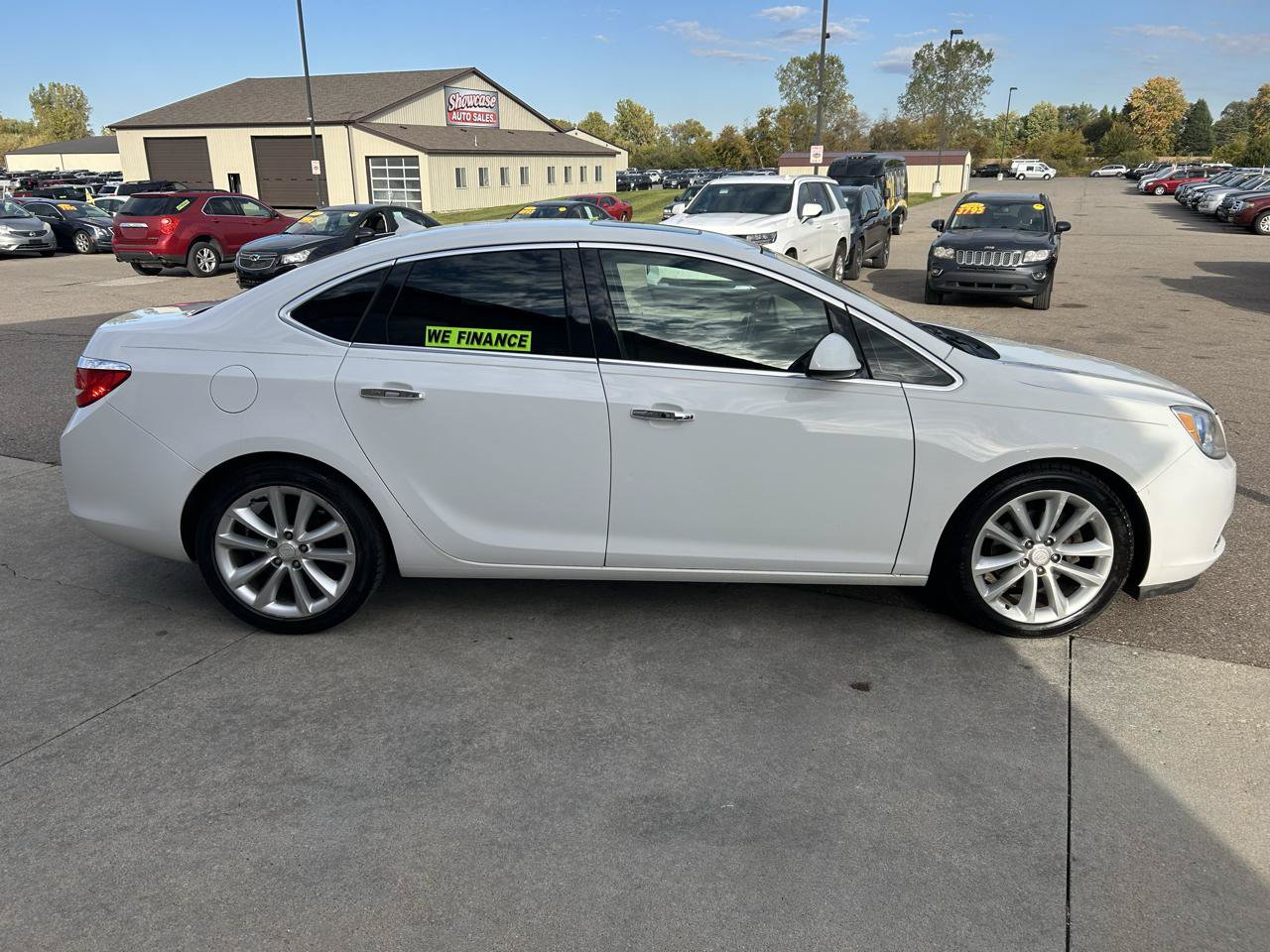 Used 2013 Buick Verano Leather FWD image 4
