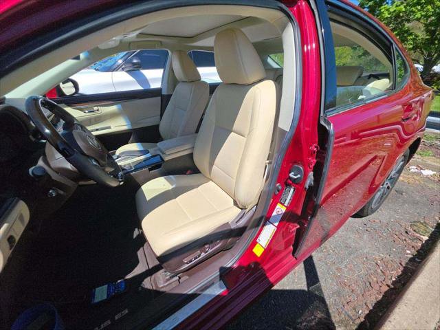 Used 2016 Lexus ES 350 w/ Navigation System Package FWD image 7