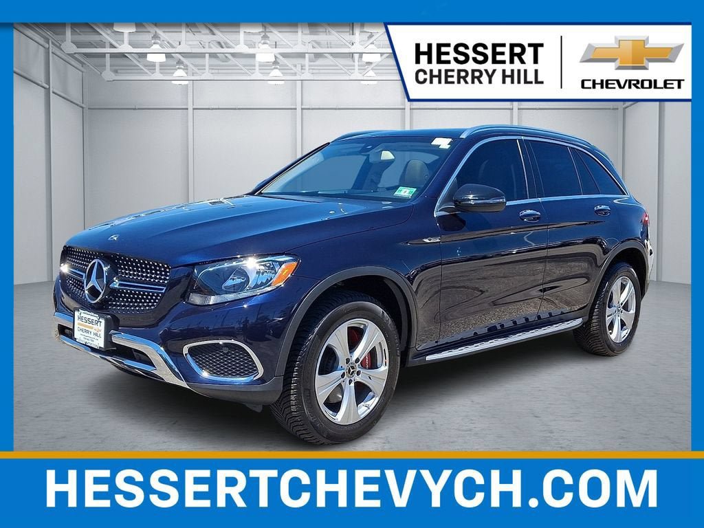 Used 2018 Mercedes-Benz GLC 300 4MATIC image 1