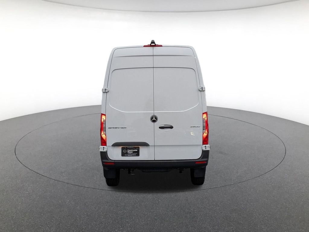 Used 2025 Mercedes-Benz Sprinter 2500 image 6