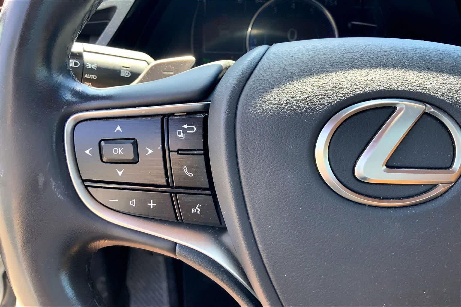 Certified 2024 Lexus ES 350 w/ Premium Package FWD image 24