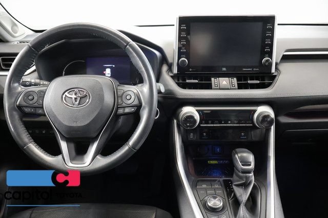 Used 2022 Toyota RAV4 Limited AWD/4WD image 14