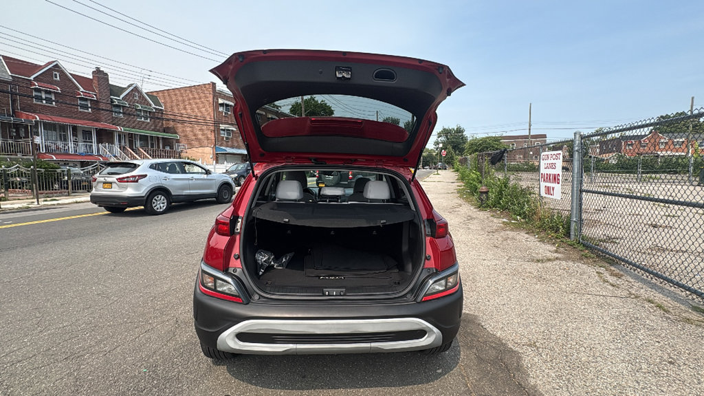 Used 2023 Hyundai Kona SEL w/ Cargo Package AWD/4WD image 30