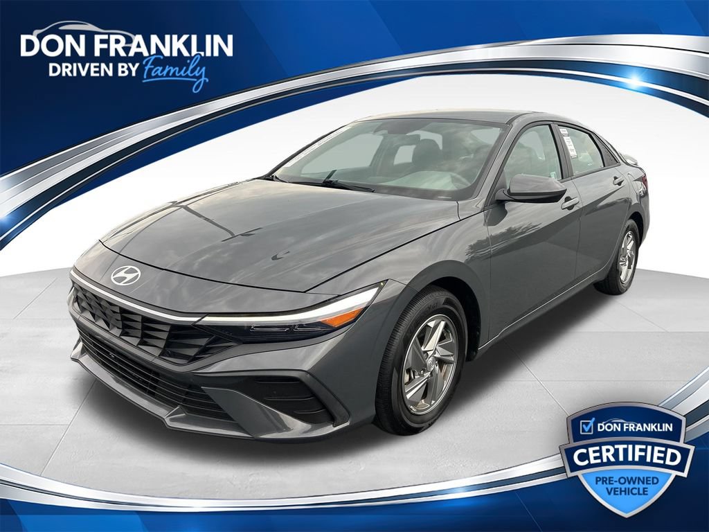 Used 2024 Hyundai Elantra SE