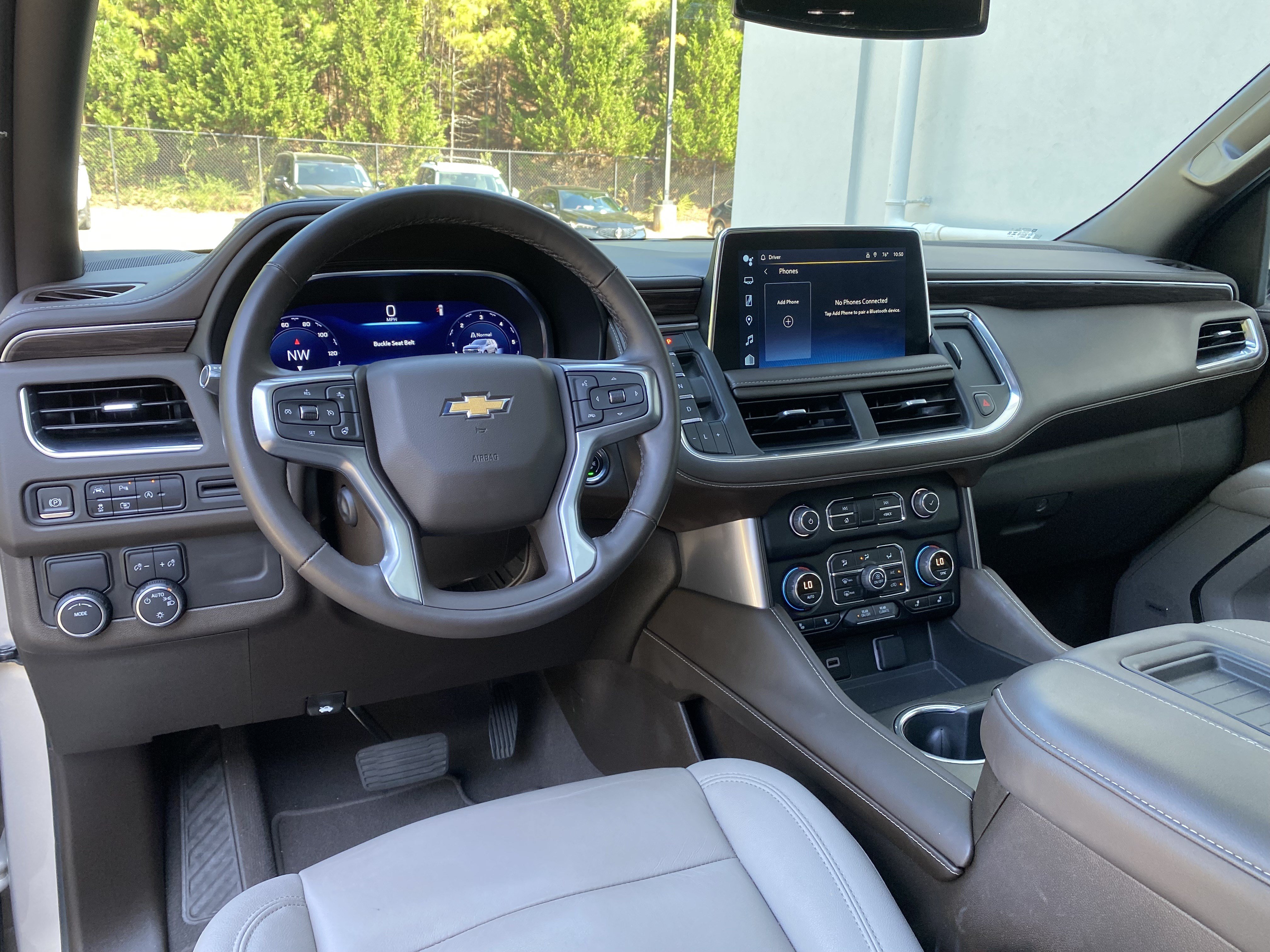 Used 2023 Chevrolet Tahoe LT w/ Luxury Package RWD image 30