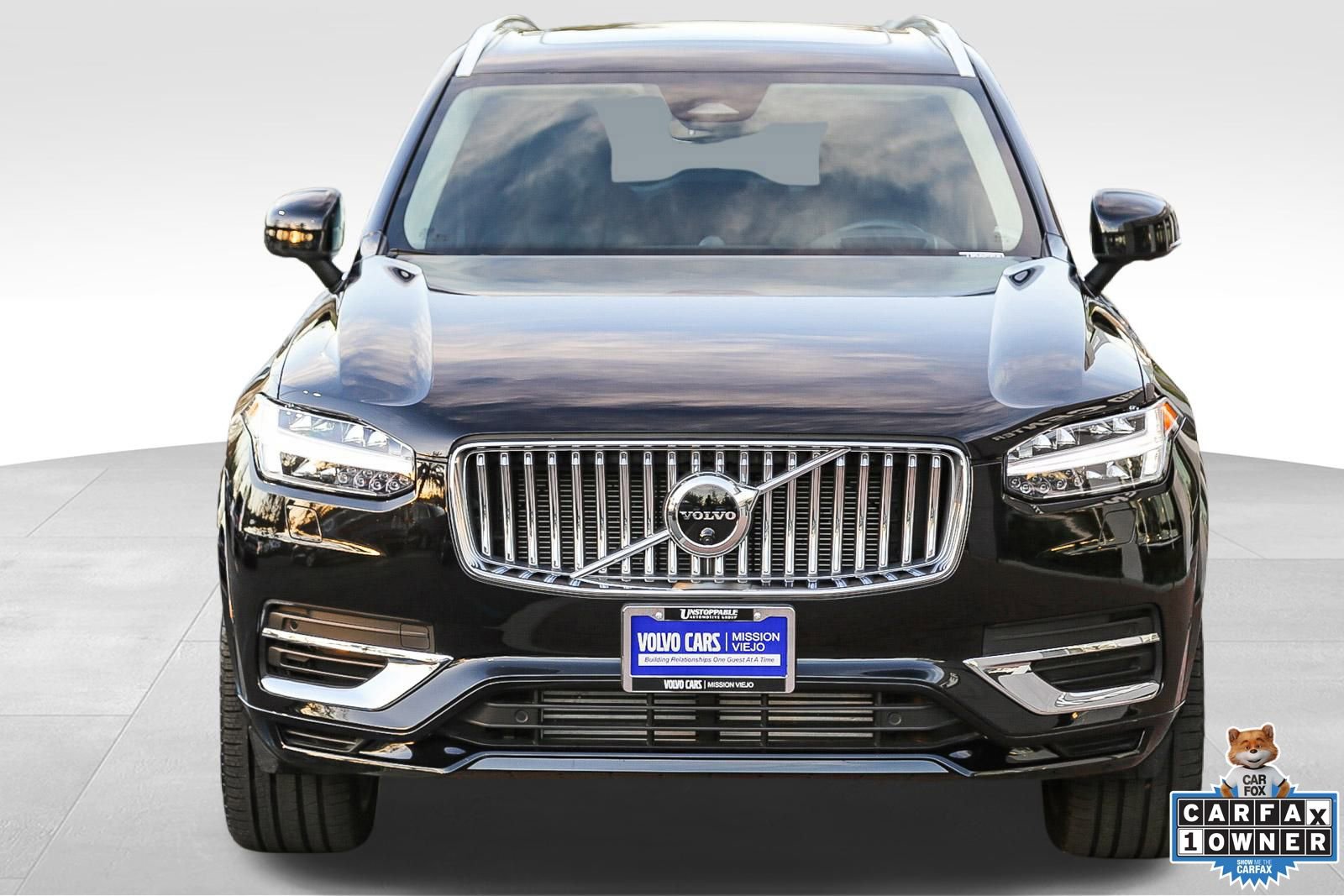 Used 2023 Volvo XC90 T8 Ultimate image 2