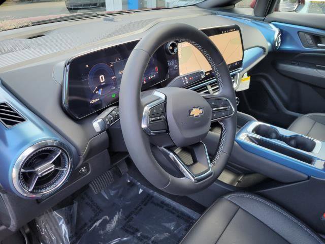 New 2026 Chevrolet Equinox EV LT image 19