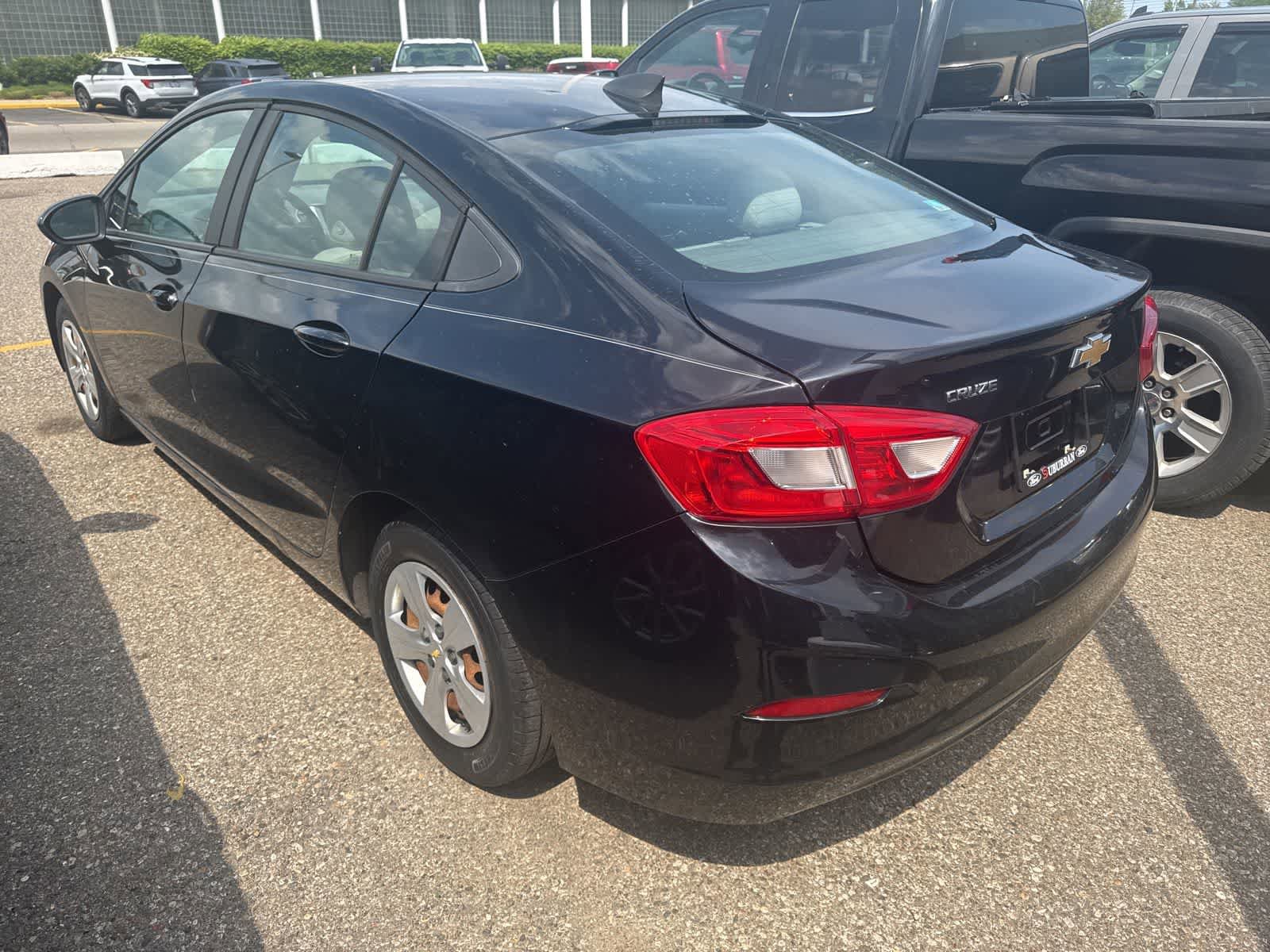 Used 2016 Chevrolet Cruze LS FWD image 19