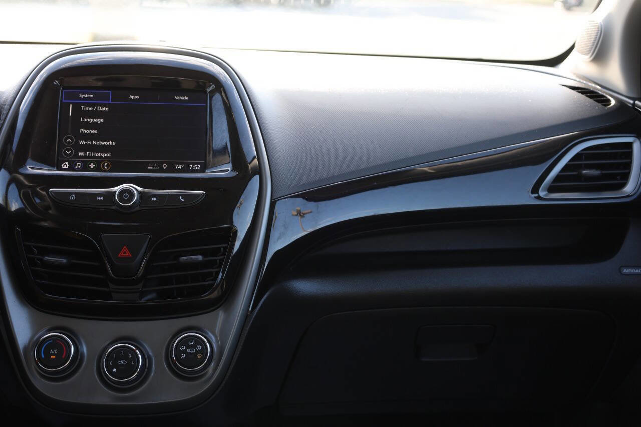 Used 2020 Chevrolet Spark LT FWD image 23