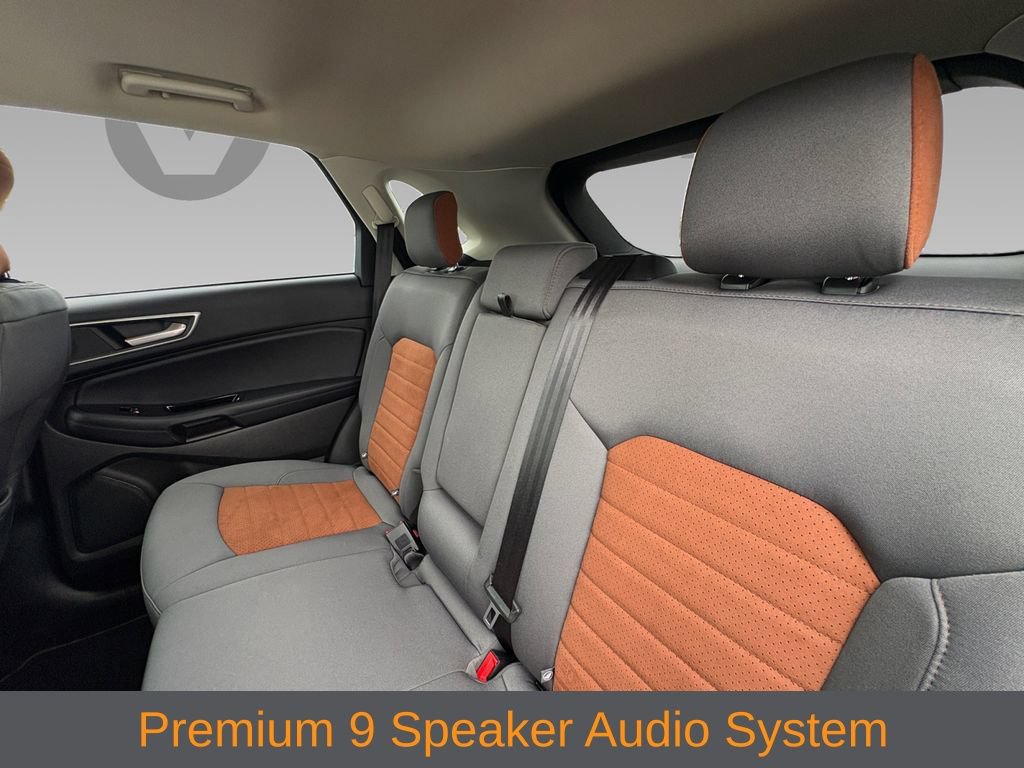 Used 2018 Ford Edge SEL w/ Equipment Group 201A AWD/4WD image 5