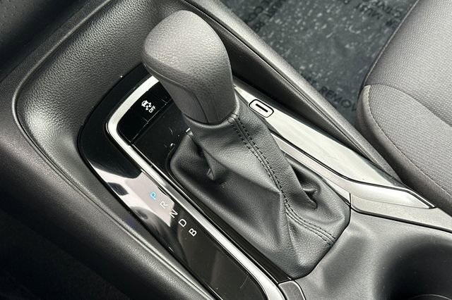 Used 2025 Toyota Corolla LE image 19