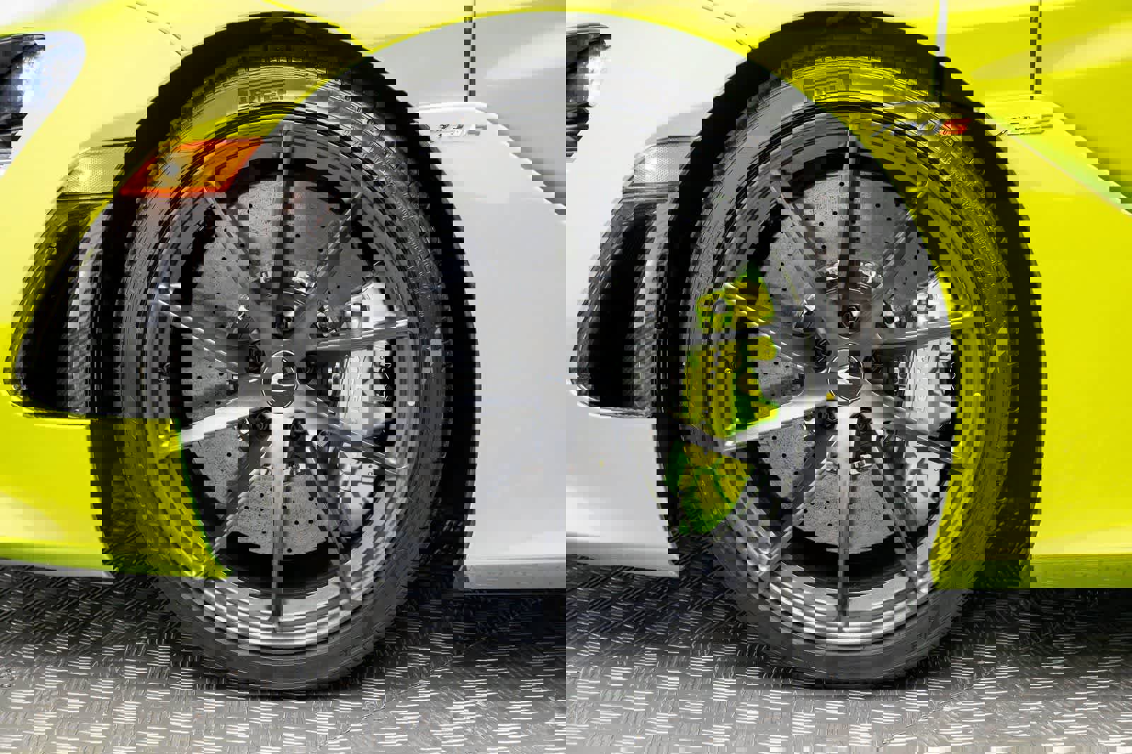 Used 2023 McLaren 720S Performance image 8