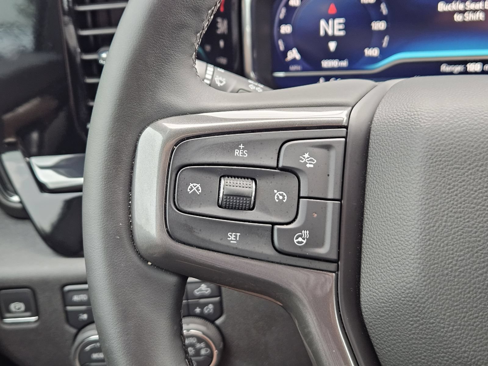 Certified 2025 Chevrolet Silverado 2500 ZR2 w/ ZR2 Bison Edition AWD/4WD image 26