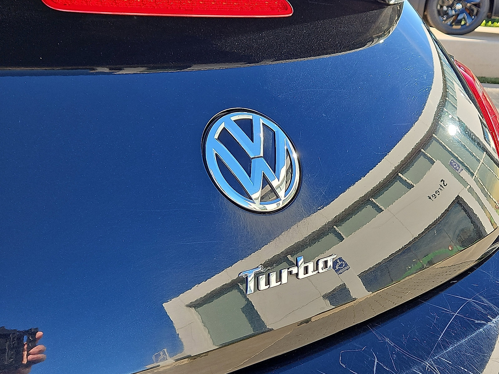 Used 2013 Volkswagen Beetle R-Line image 6