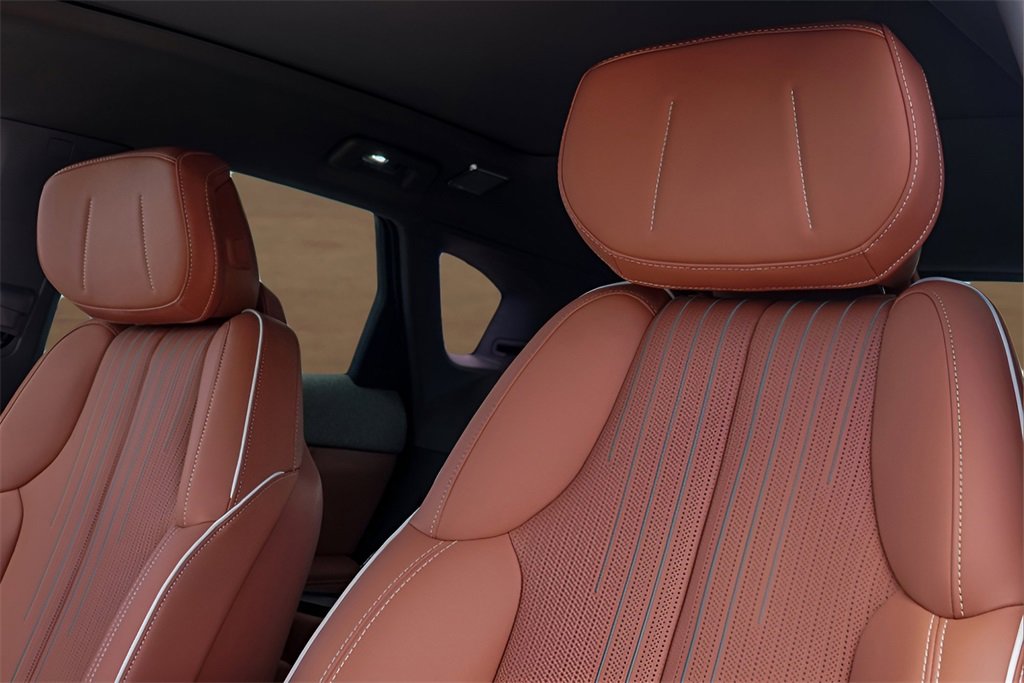 New 2026 Cadillac Optiq Luxury 2 image 8