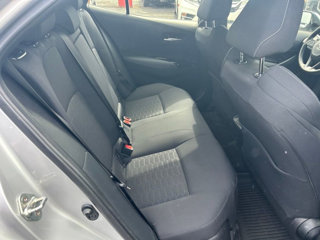 Used 2025 Toyota Corolla SE image 24