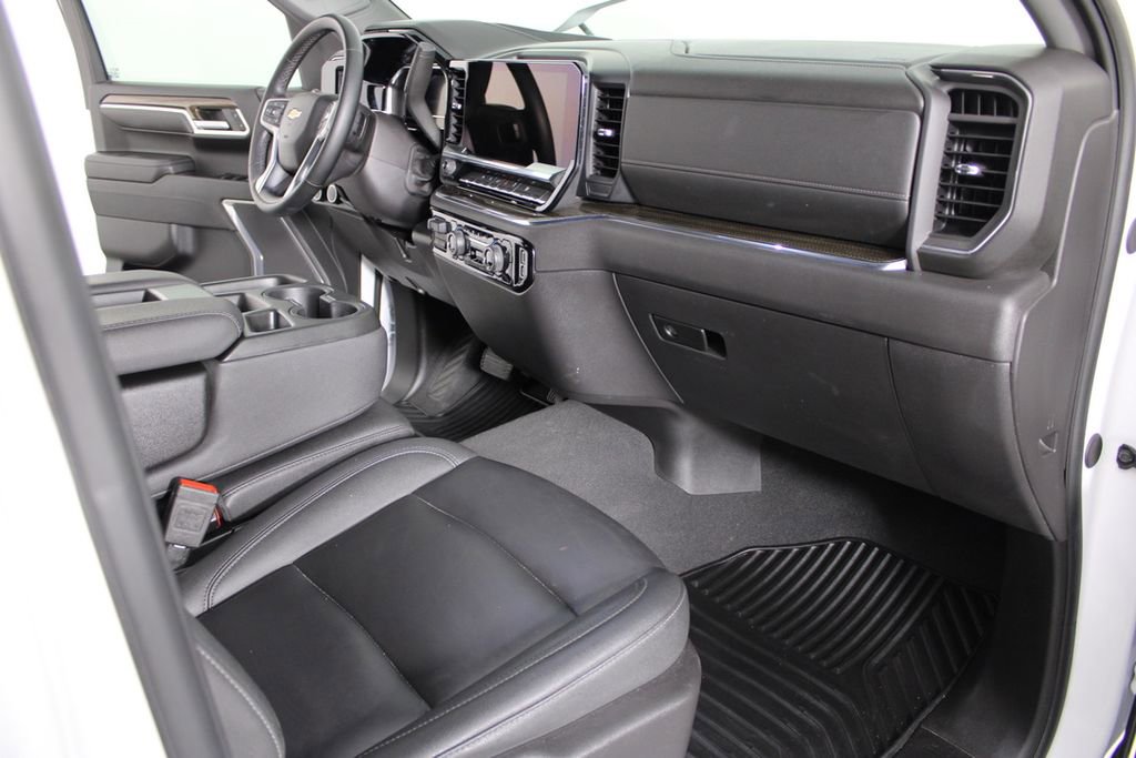 Used 2024 Chevrolet Silverado 1500 LT w/ All Star Edition Plus image 35