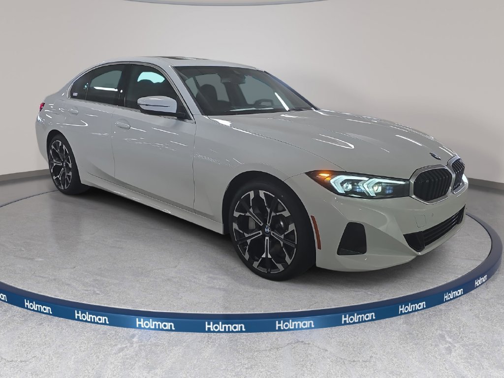 Used 2026 BMW 330i Sedan w/ Convenience Package RWD image 3