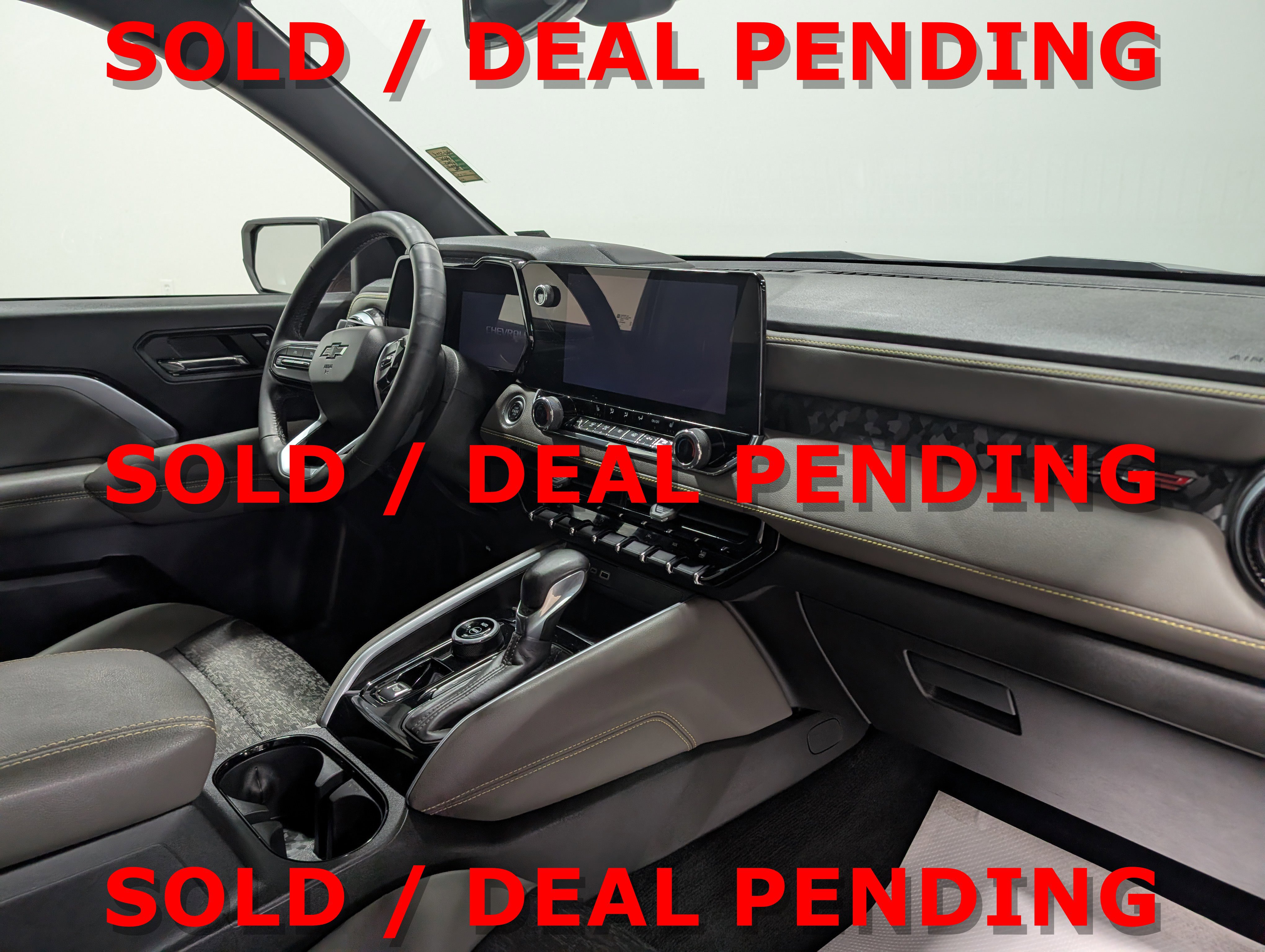 Used 2024 Chevrolet Colorado ZR2 image 19