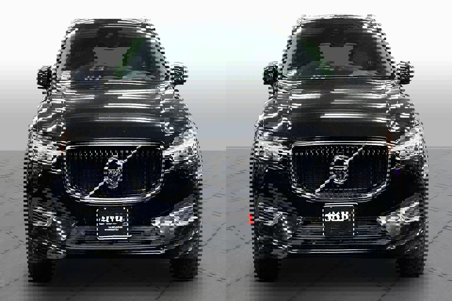 Used 2019 Volvo XC60 T8 Momentum w/ Advanced Package image 3