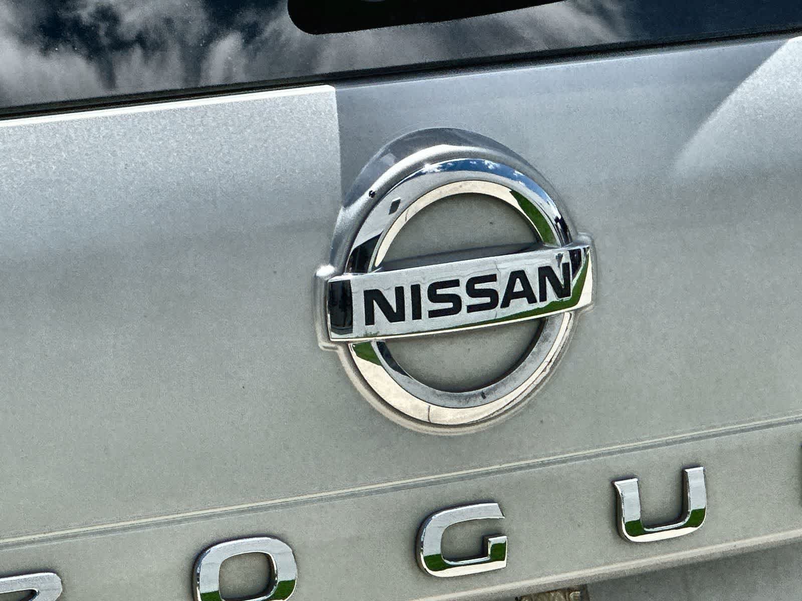 Used 2021 Nissan Rogue SL AWD/4WD image 15